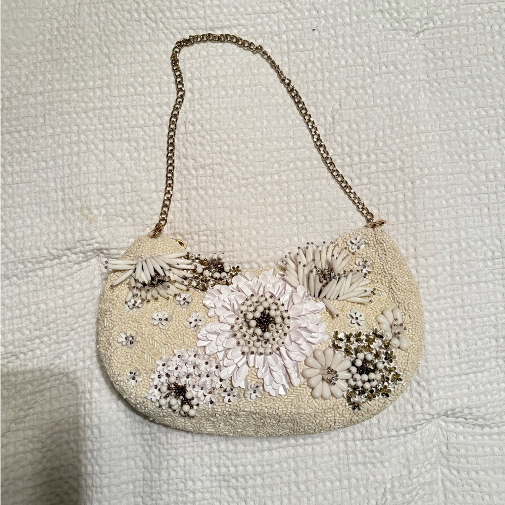 White Beaded Floral Purse